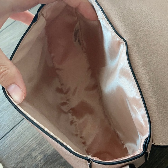 Victoria Secret blush cross body purse - Picture 9 of 10